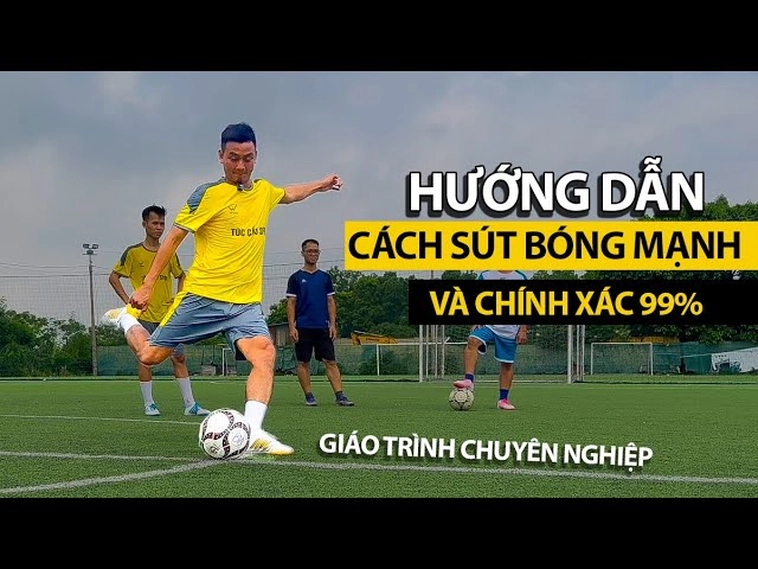 Kỹ Thuật Đá Bóng Bằng Lòng Bàn Chân: Hướng Dẫn Chi Tiết