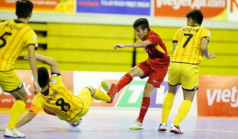 Kỹ Thuật Sút Bóng Mạnh Trong Futsal: Bí Quyết Ghi Bàn